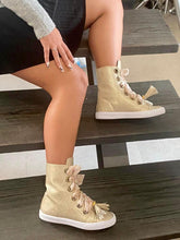 Cargar imagen en el visor de la galería, Bota suela tenis
